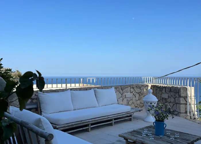 Casa La Pineta Hébergement de vacances Santa Cesarea Terme
